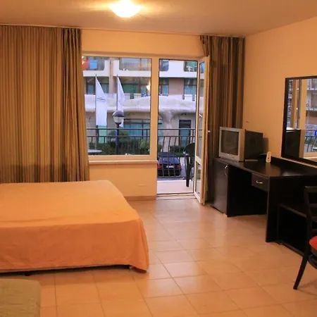 Apartament Forum2 *